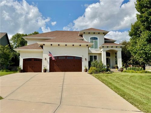 22102 W 57th Ter, Shawnee, KS, 66226-8202 | Card Image