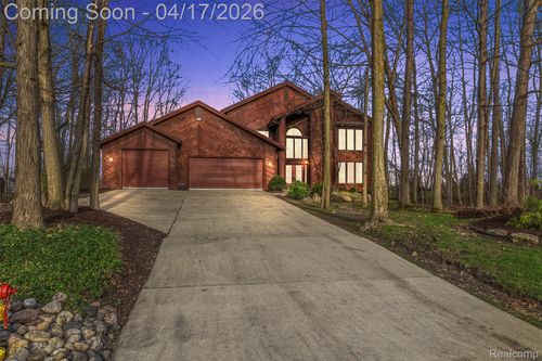 5113 Dye Hill Ct, Flint, MI, 48532-2312 | Card Image