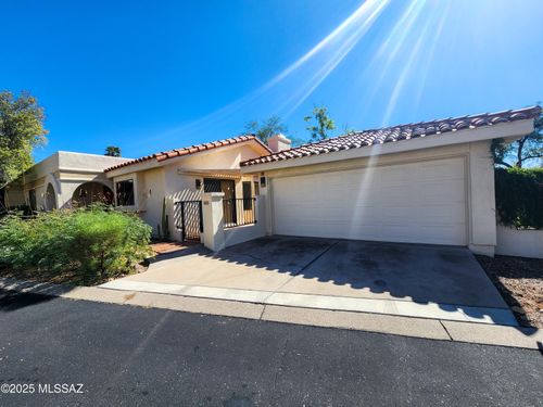 3902 E Via Del Verdemar, Tucson, AZ, 85718 | Card Image