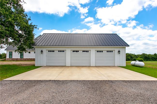 View of garage | Image 31