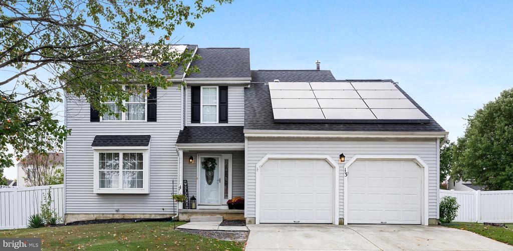 Arrowwood Dr, Sicklerville, NJ 08081
