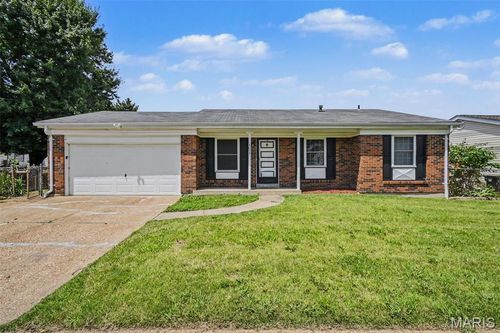4057 Fox Island Dr, Florissant, MO, 63034-2013 | Card Image