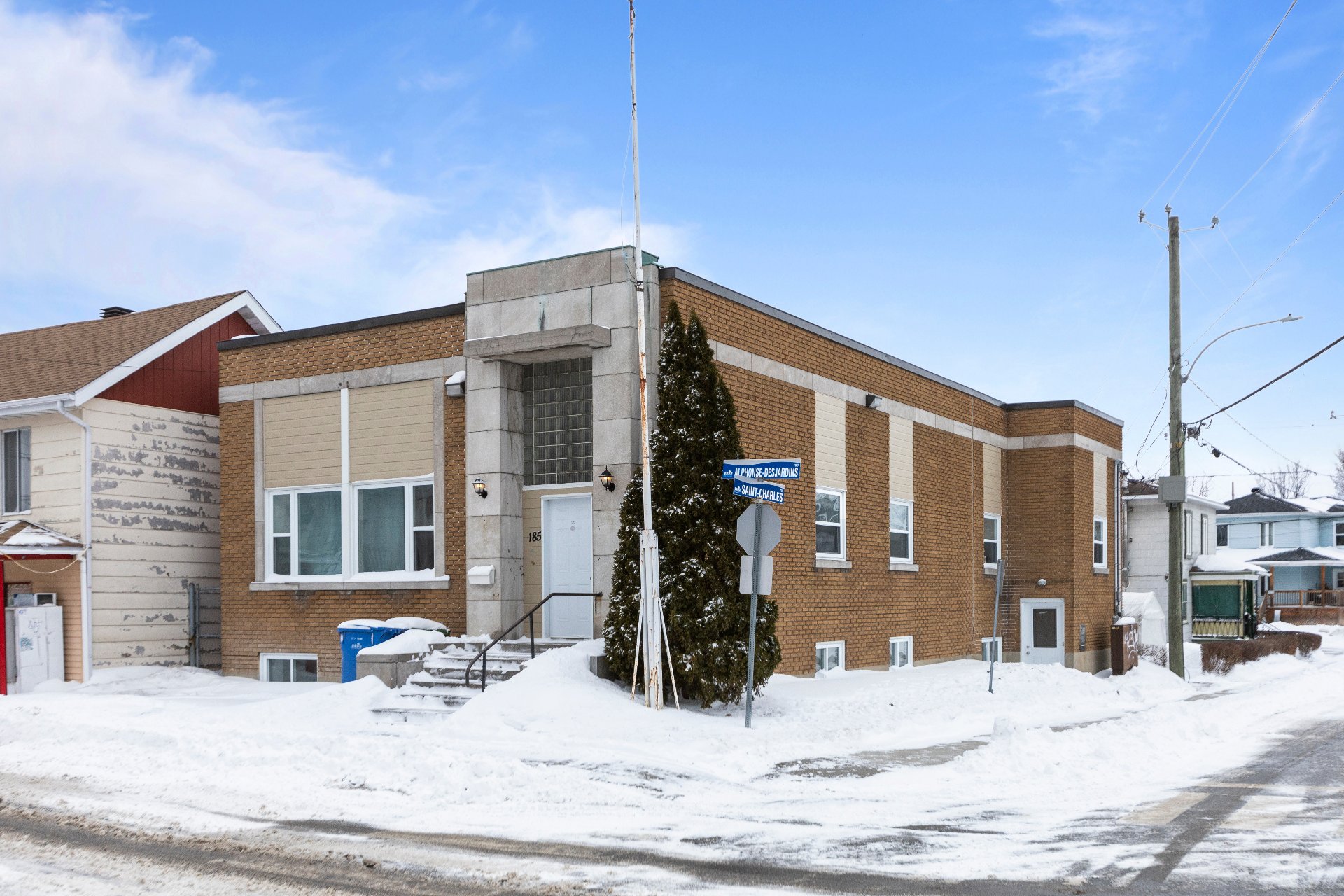 Residential Income in Salaberry-de-Valleyfield 4