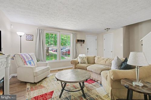 351 Delmar Ct, ABINGDON, MD, 21009-2904 | Card Image
