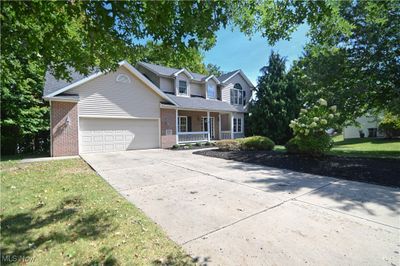 600 Hickory Hollow Drive, House other with 4 bedrooms, 3 bathrooms and null parking in Canfield OH | Image 2