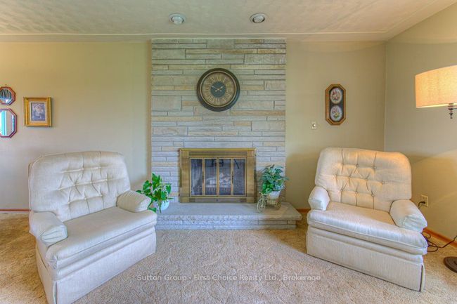 77 Huron Rd, House other with 3 bedrooms, 1 bathrooms and 6 parking in Sebringville ON | Image 9