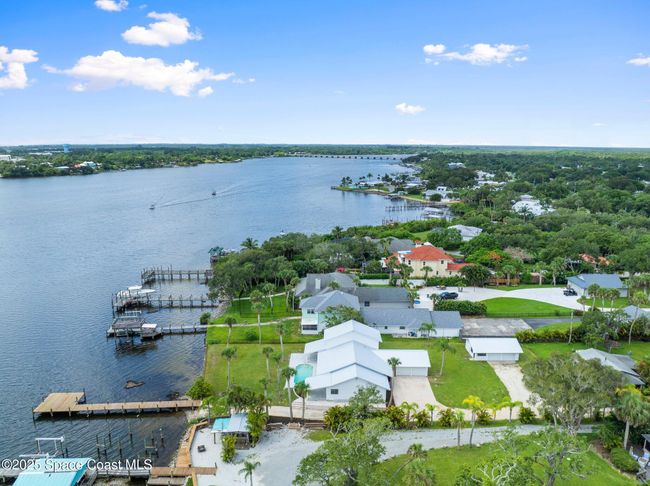 9670 Riverview Dr, House other with 4 bedrooms, 3 bathrooms and null parking in Sebastian FL | Image 69