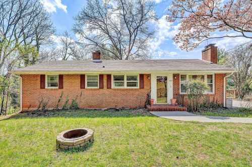 3321 Ledgewood Ave, Roanoke, VA, 24018-6307 | Card Image
