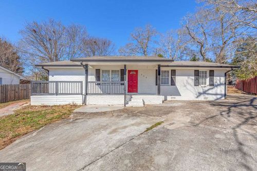 206 E 5th Ave, Winder, GA, 30680-1808 | Card Image