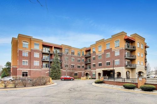 100-1200 N Foxdale Dr, Addison, IL, 60101-5501 | Card Image