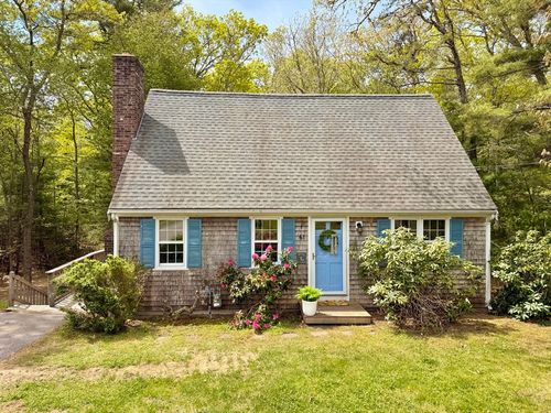 61 Althea Rd, Falmouth, MA, 02556 | Card Image