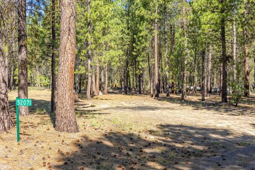 52071 Red Pne, La Pine, OR, 97739-9427 | Card Image