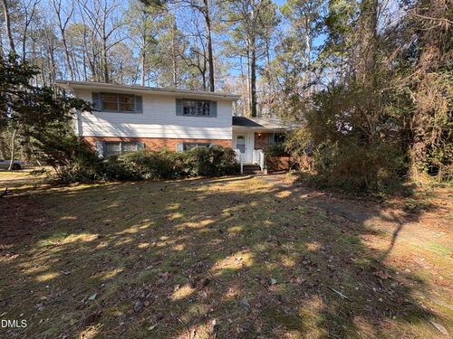824 Ravenwood Dr, Raleigh, NC, 27606-1634 | Card Image