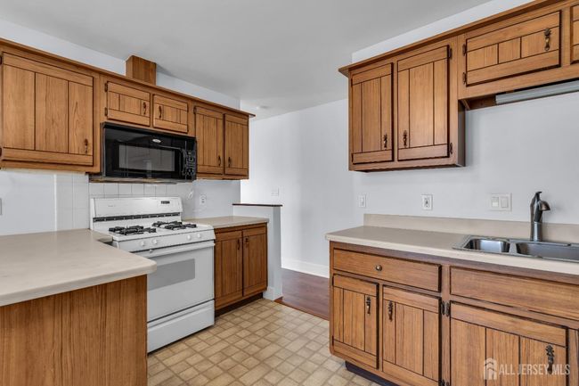 1125 Hanover St, House other with 3 bedrooms, 3 bathrooms and null parking in Piscataway NJ | Image 16