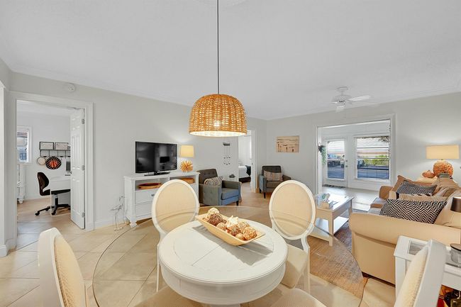 APT-117 - 5681 Sw 2 Nd Ct, Condo with 2 bedrooms, 2 bathrooms and null parking in Margate FL | Image 5
