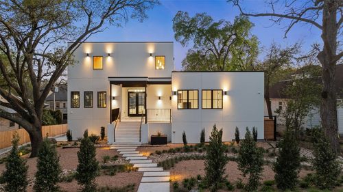 2209 Bowman Ave, Austin, TX, 78703-2307 | Card Image