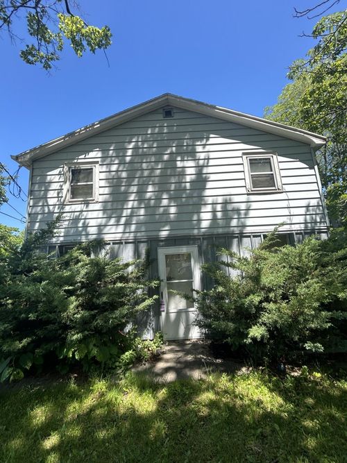 2026 E Leroy Ave, Saint Francis, WI, 53235-4606 | Card Image