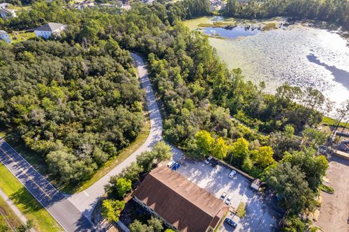 2121 Capri Cir, DELTONA, FL, 32738-3102 | Card Image