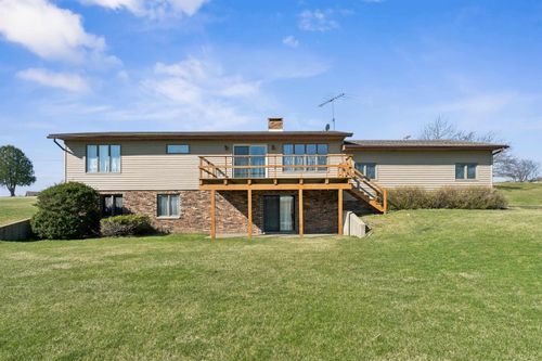 1808 Green Valley Rd Nw, Waukon, IA, 52172-7816 | Card Image