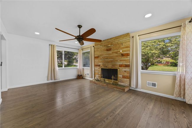 127 Viewcrest Dr, House other with 3 bedrooms, 2 bathrooms and null parking in Irondequoit NY | Image 5