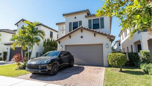 0-9794 W 34th Ct, Hialeah, FL, 33018-2017 | Card Image