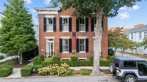 204 W 3rd St, Madison, IN, 47250-3339 | Card Image