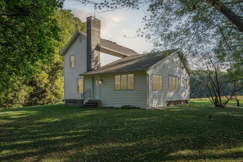 21602 26 Mile Rd, Olivet, MI, 49076-9535 | Card Image