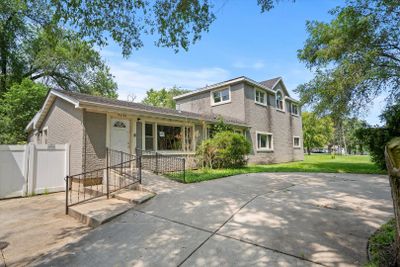 9050 Elm Avenue, House other with 7 bedrooms, 3 bathrooms and 4 parking in Burr Ridge IL | Image 2