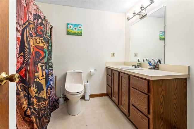 607 Brookhaven Ln, Condo with 2 bedrooms, 3 bathrooms and 2 parking in Woonsocket RI | Image 12