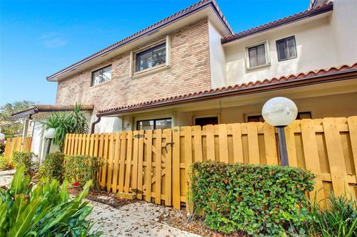 d2-12471 Nw 3rd St, Plantation, FL, 33325-2310 | Card Image