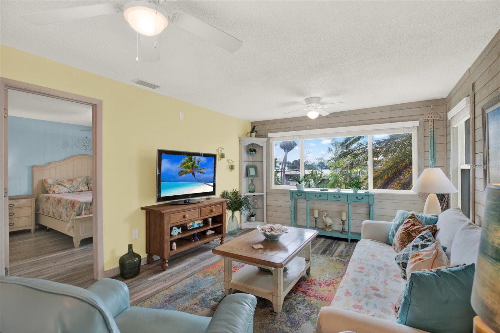 Residential in HOLMES BEACH 5