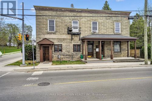 61 Pearl St E, Brockville, ON, K6V1P6 | Card Image