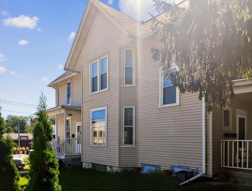 202 S School Street, MAYVILLE, WI, 53050 | Card Image