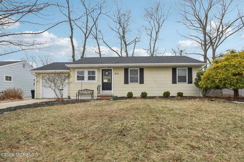 631 Twin River Dr, Forked River, NJ, 08731-4945 | Card Image