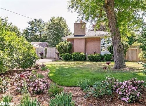 186 Tweedsdale Cres, Oakville, ON, L6L4P7 | Card Image