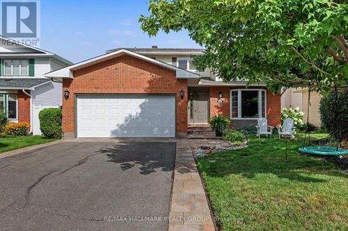 1673 Teslin Court, Ottawa, ON, K1C4X1 | Card Image