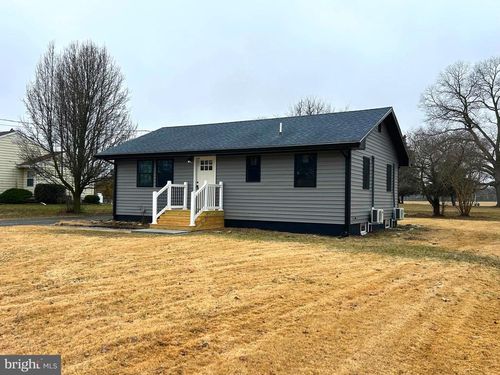 8 Jay Ave, Bridgeton, NJ, 08302-3828 | Card Image