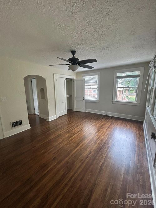 320 N 6th St, Albemarle, NC, 28001-4205 | Card Image