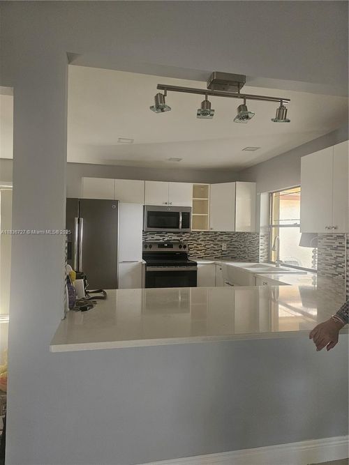 1-5320 Sw 153rd Pl S, Miami, FL, 33185-4192 | Card Image
