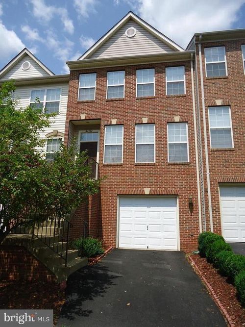 21477 Rusty Blackhaw Sq, STERLING, VA, 20164-2265 | Card Image