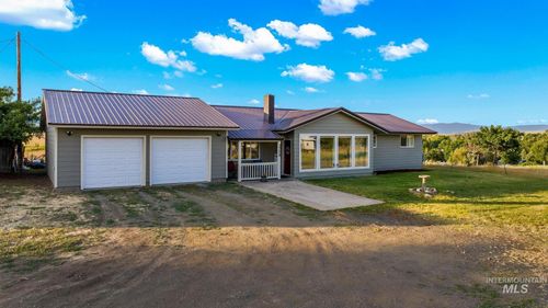 2208 Keithley Creek Rd, Midvale, ID, 83645-5018 | Card Image