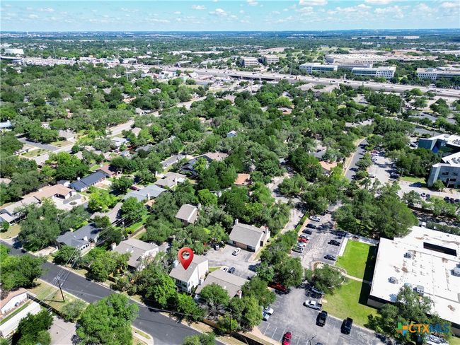 APT-8 - 6501 Columbia Oaks Ct, Condo with 2 bedrooms, 2 bathrooms and null parking in Austin TX | Image 30