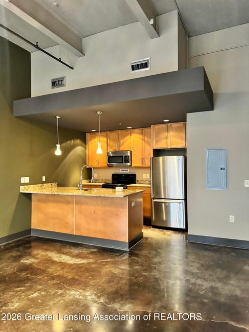 131-707 Prudden Street, Lansing, MI, 48906 | Card Image