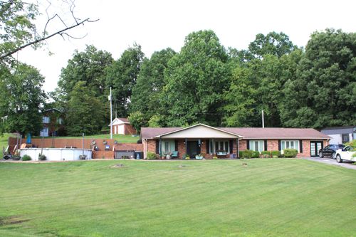 460 Combs Cir, London, KY, 40744-7836 | Card Image