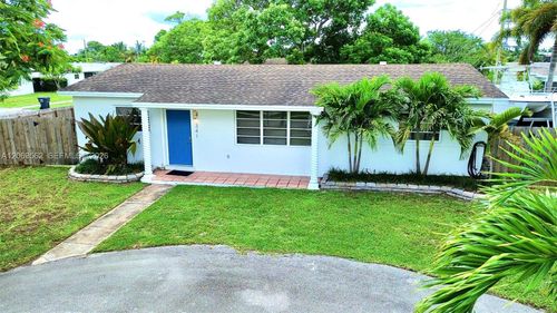 341 N 66th Ave, Hollywood, FL, 33024-7615 | Card Image