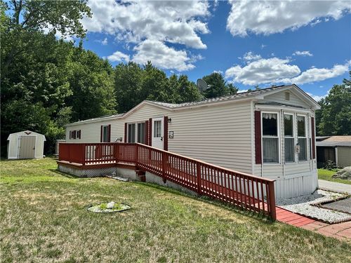 35 Sherwood Valley Ln, Coventry, RI, 02816-6908 | Card Image