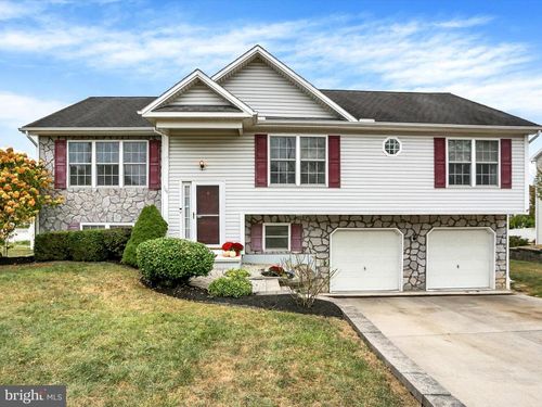304 Cranes Gap Rd, CARLISLE, PA, 17013-9637 | Card Image