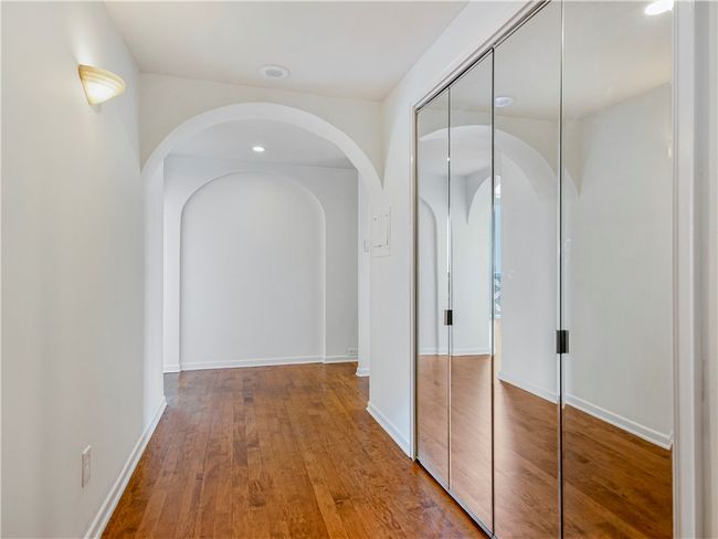 Entrance Hall | Image 4