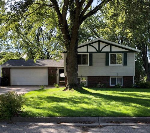 210 View St, Tomah, WI, 54660-2808 | Card Image