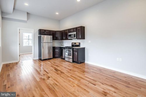 apt-2r-2221 S Broad St, PHILADELPHIA, PA, 19148-2938 | Card Image